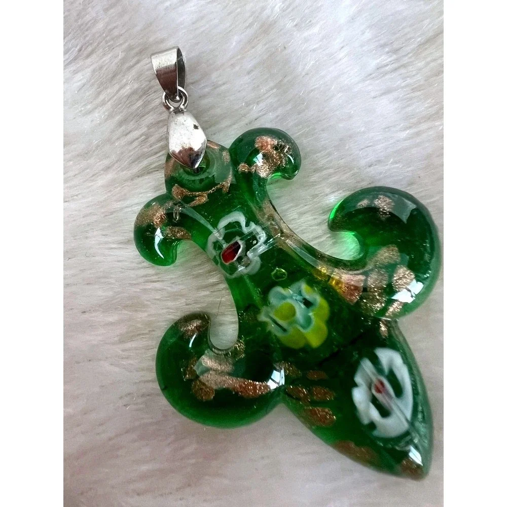 Venetian Glass Fleur De Lis Pendant Green Gold Foil Lampwork Signed CL 2.5